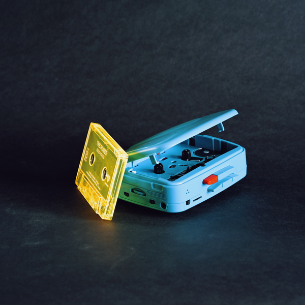 Byron Statics Cassette Player - Radio AM/FM